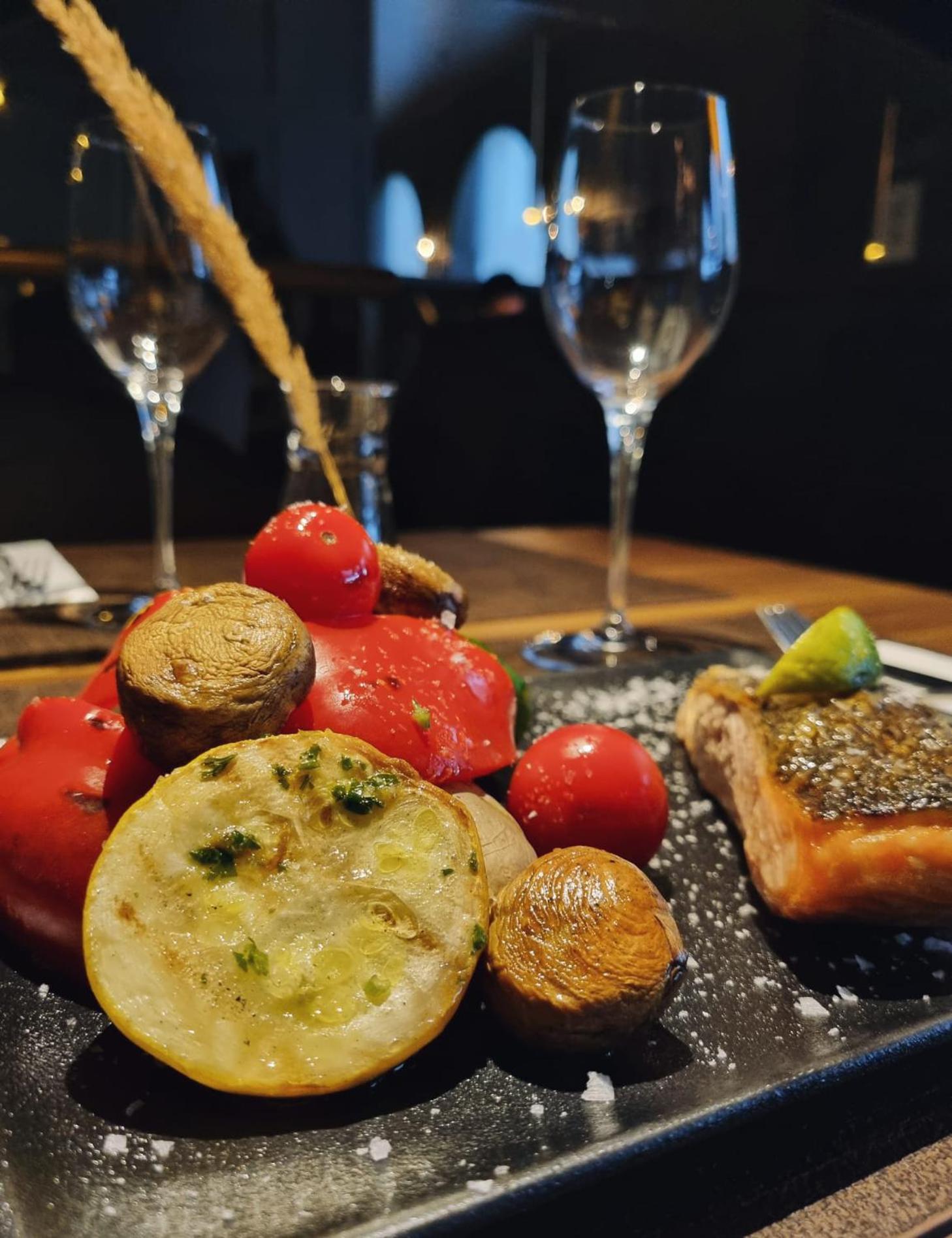 Brut Wine Hotel Zarasai Eksteriør billede